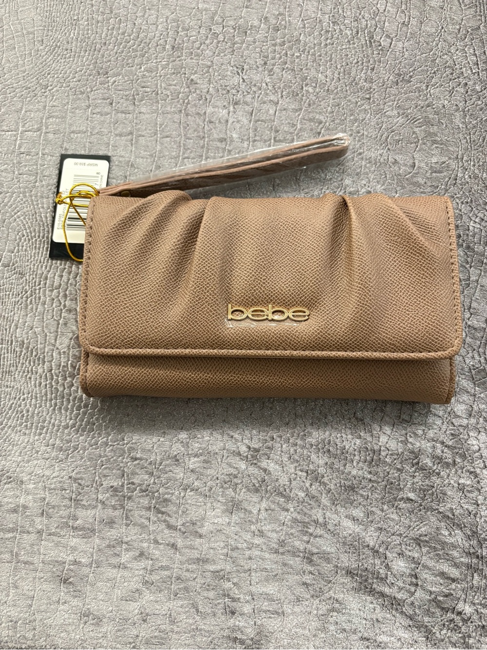 NWT bebe Sage Trifold Wallet Taupe Wristlet